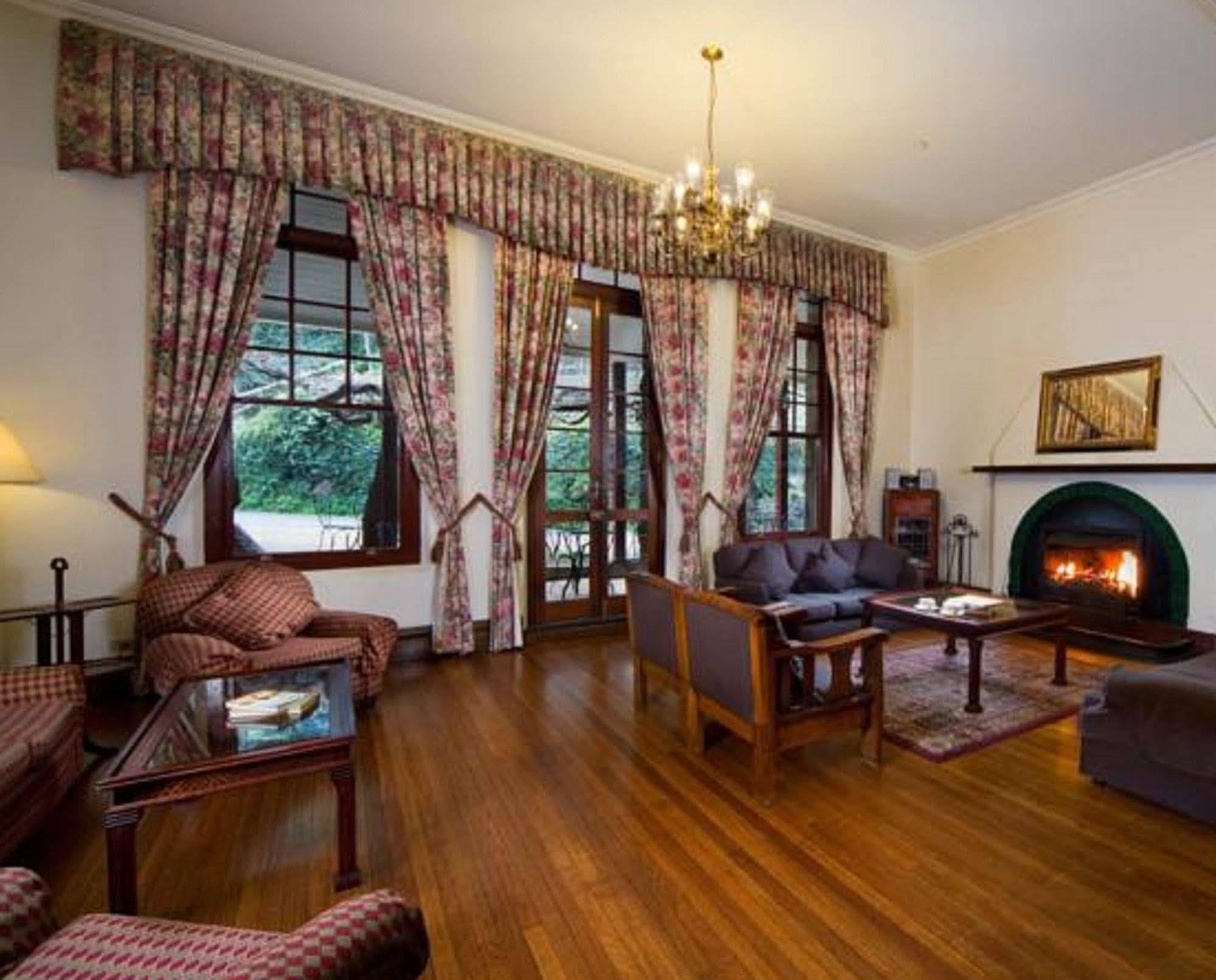 Hotel Jenolan Caves House Zewnętrze zdjęcie